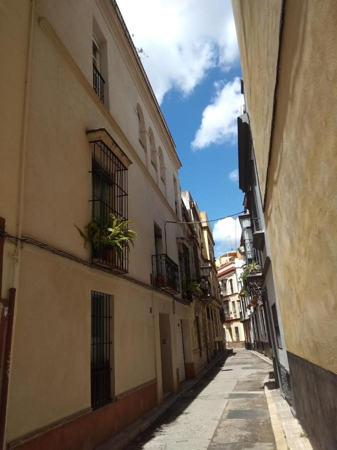 Apartamento "Detras De La Palma" Seville Exterior photo
